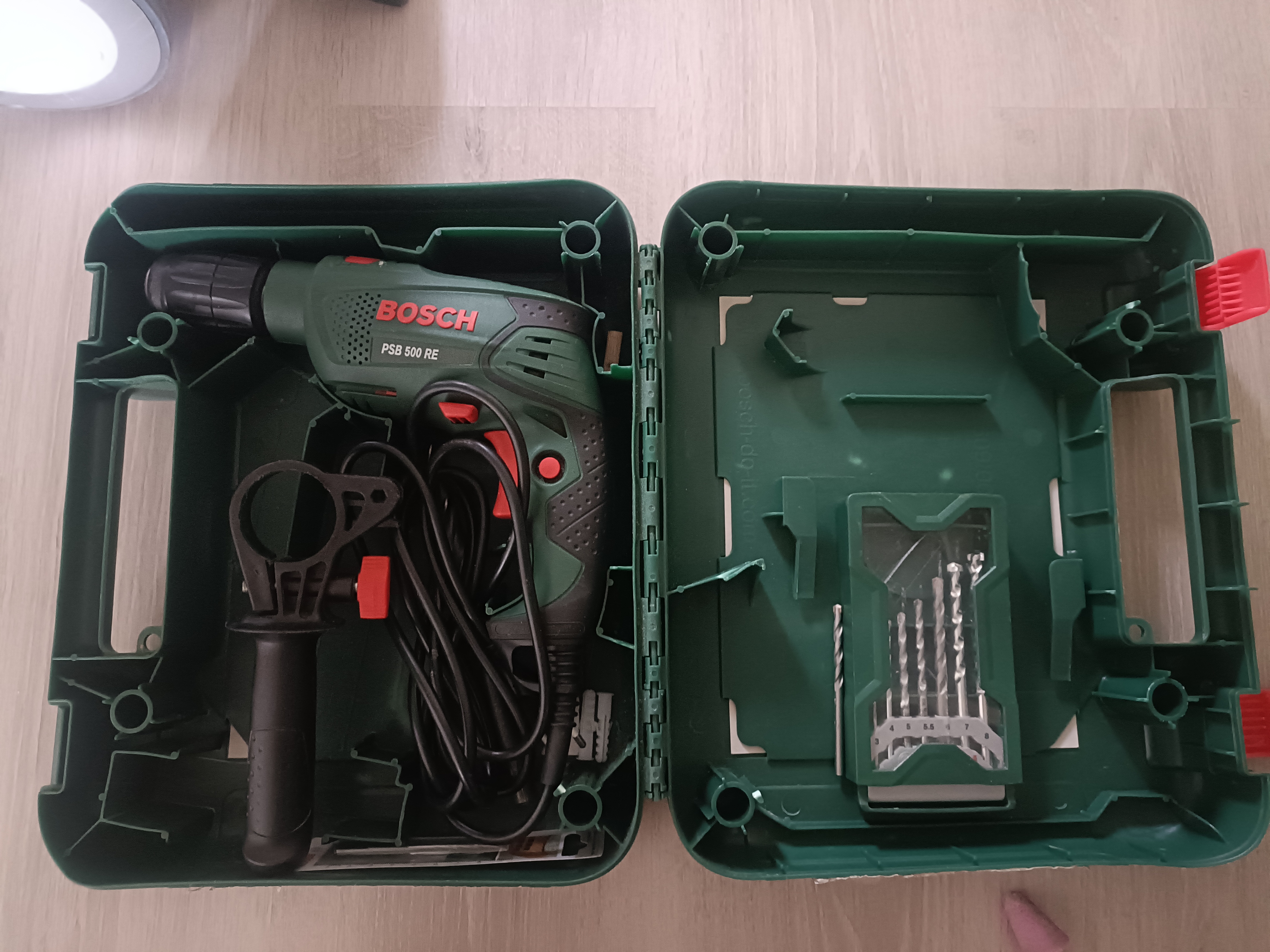 Iskuporakone vuokraus/hammer drill for rent