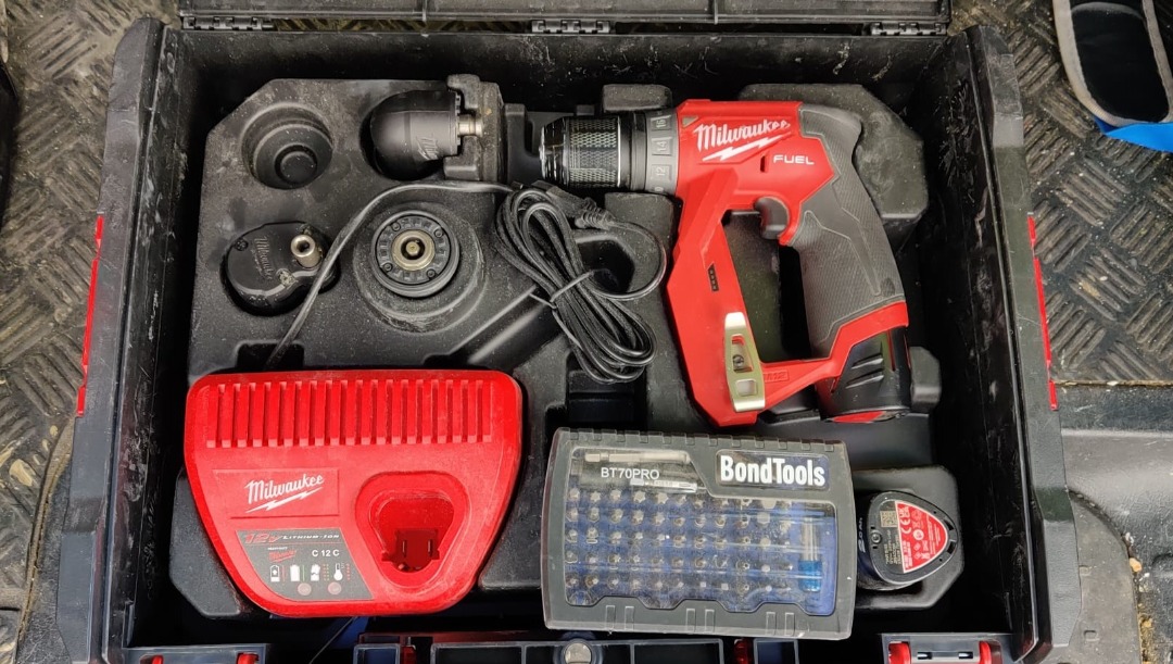 Compact power milwaukee m12 fddxkit-202x