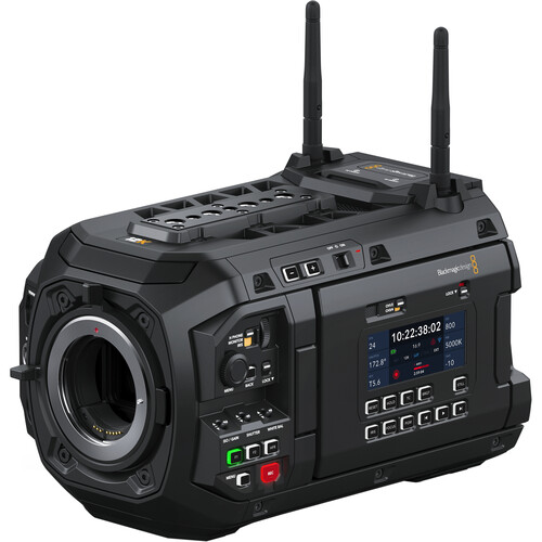 Blackmagic design ursa cine 12k lf 8k raw + canon ef 24-70mm f2.8 l ii lens