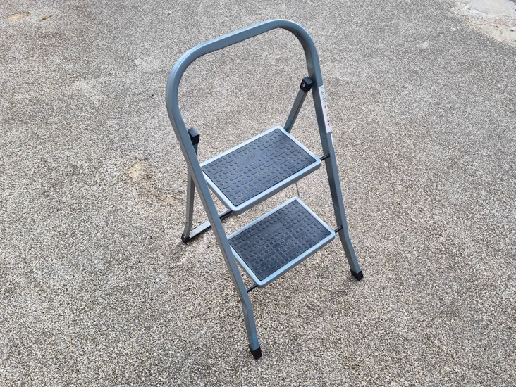 Metal folding stepstool for indoor use diy decorating moving house cleaning or repairs