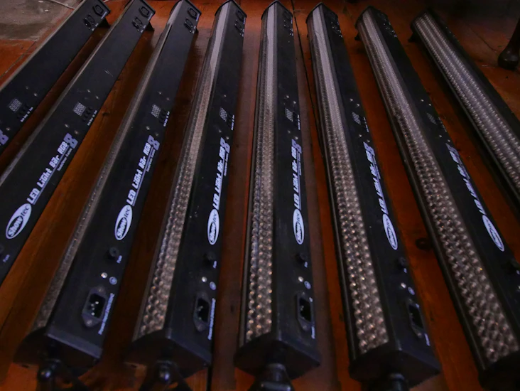 8 x showtec led light bar rgb 8s + stands