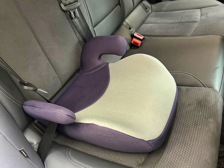 Bälteskudde / barnstol 15-36kg