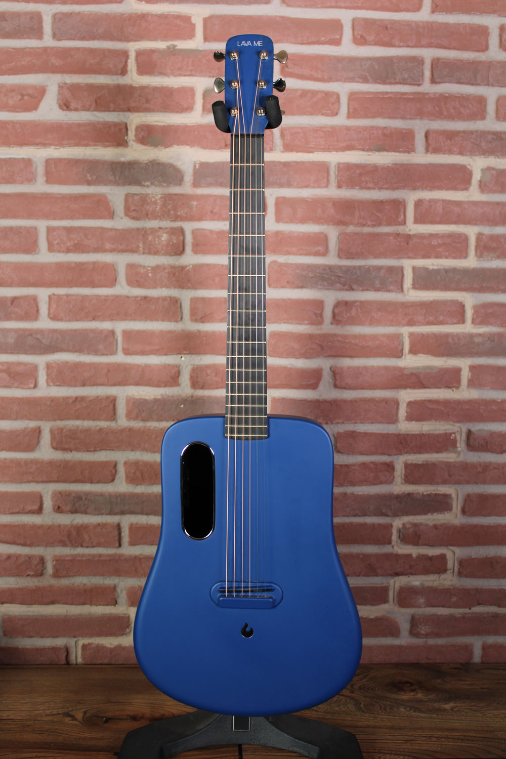 Acoustic guitar lava me 2