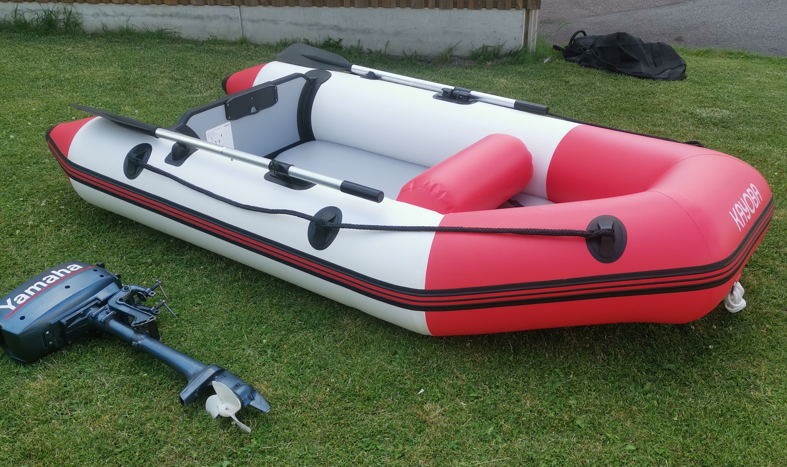 Gummibåt med utombordare