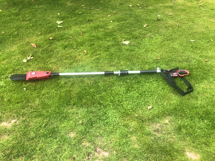 Batteridriven grensåg motorsåg på skaft