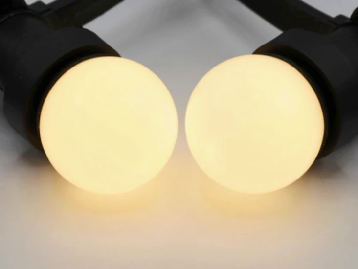 Tunnelmallinen valoketju ulko- ja sisäkäyttöön (2kpl 25m + 2kpl 5m)