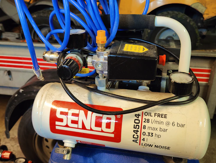 Senco ac4504 oil free low noise compressor