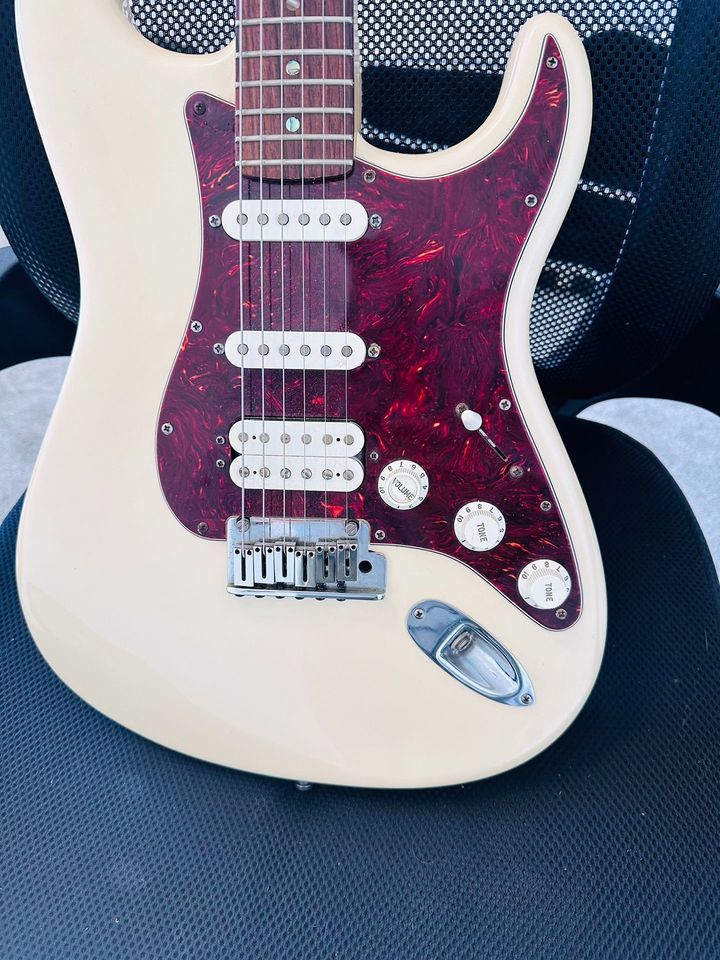 美品 送料込 Fender Deluxe Strat HSS Pearl Rent 2007 Fender American Deluxe Stratocaster HSS - Olympic