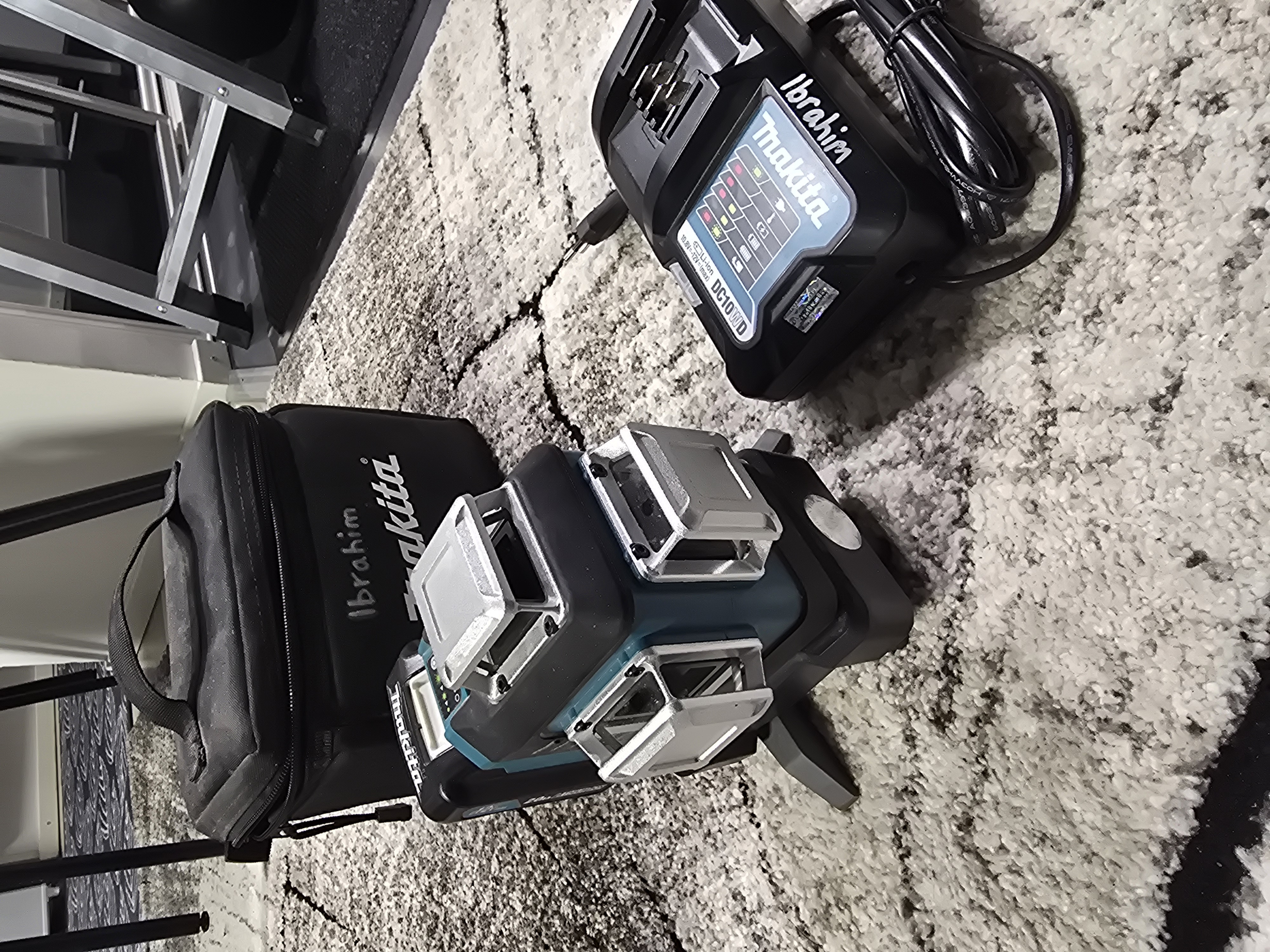 Makita ristiviivalaser 360° (vihreä)