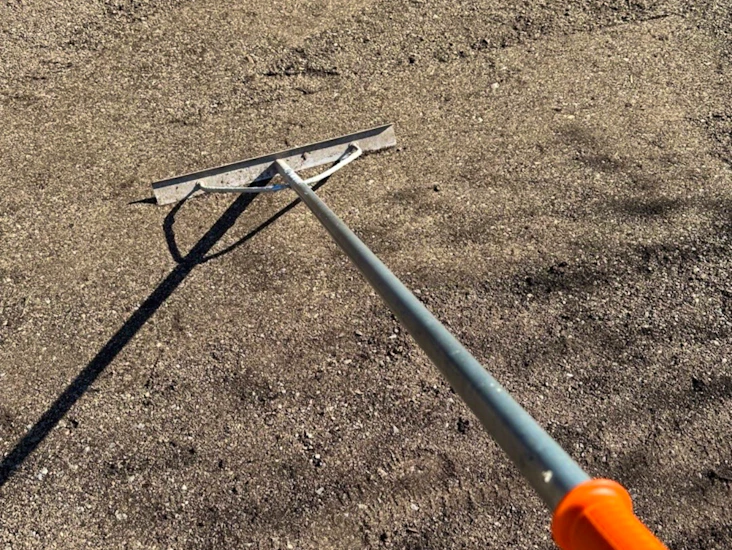 Anläggningarna / asfaltsraka