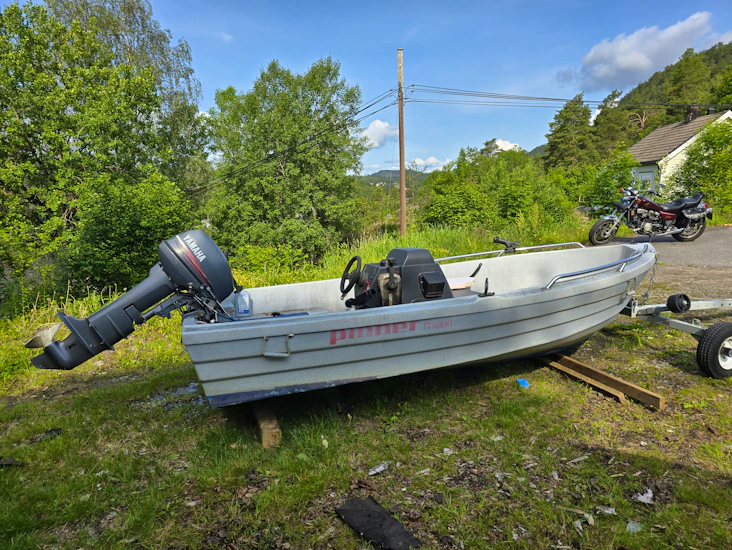 Pioner 12 fot m/ 9,9hk