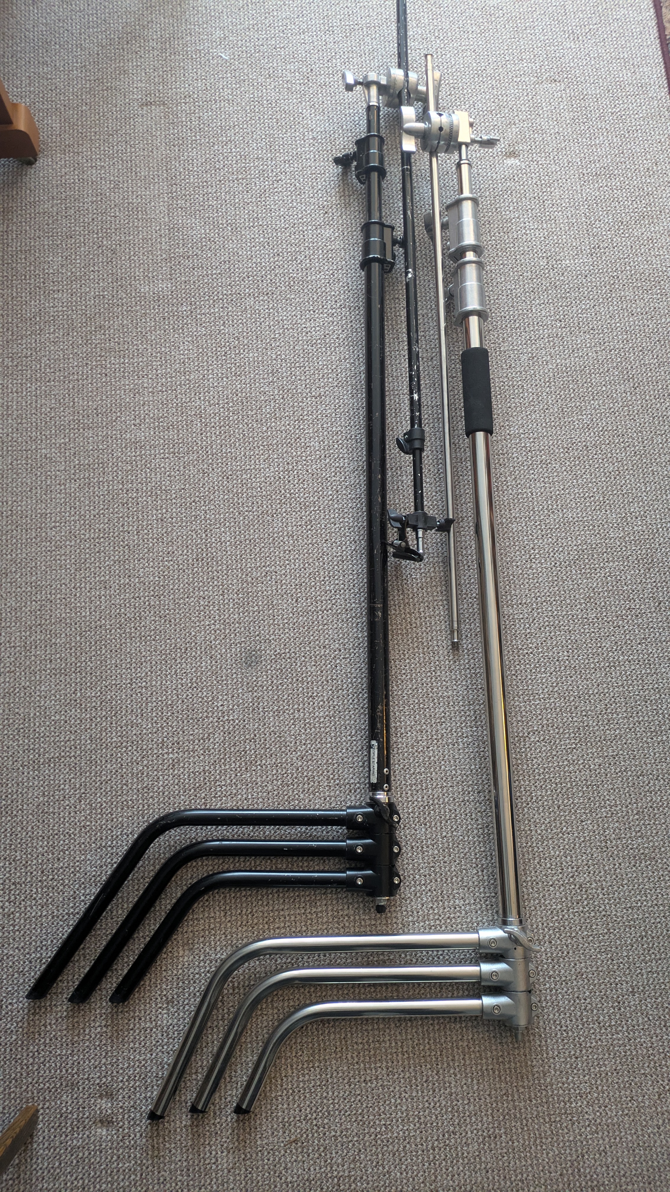 2x c-stands