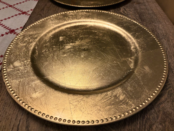 12 stk dekketallerken gullfarget, 33 cm