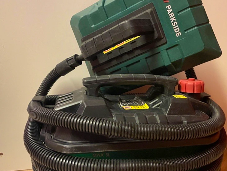 Effektiv tapetborttagare