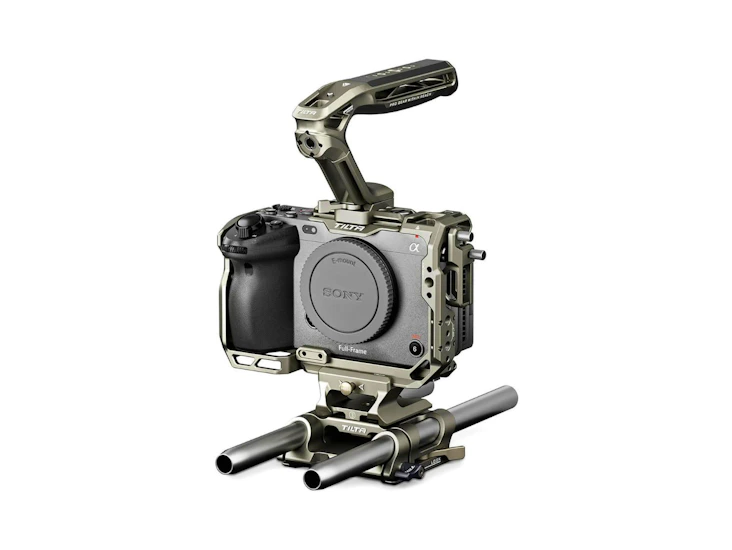 Sony fx3 (w/ tilta cage/lws) + cfexpress cards