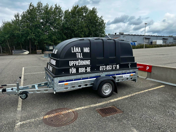 Färdiglastat släp för b96/be-uppkörning i säve/göteborg!