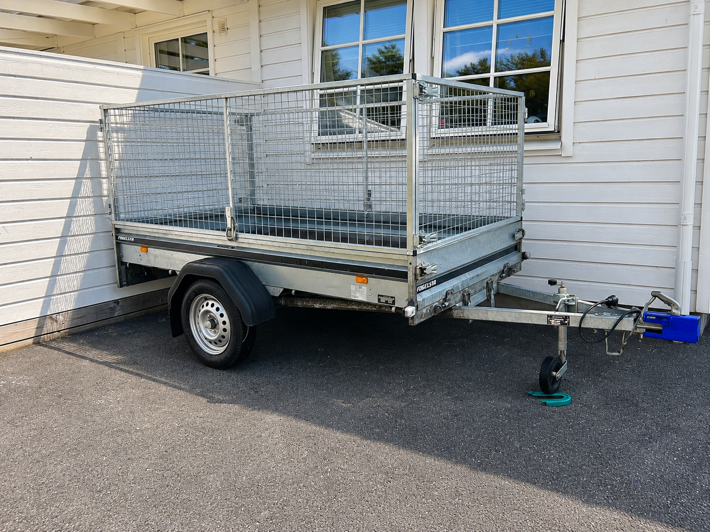 Gallersläp 80km/h fogelsta obromsad med tippbart flak
