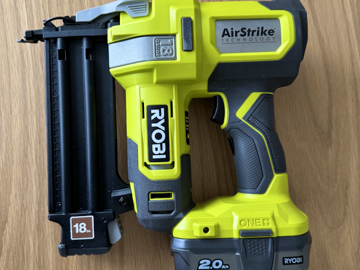 Ryobi r18 spikerpistol (dykkertpistol)