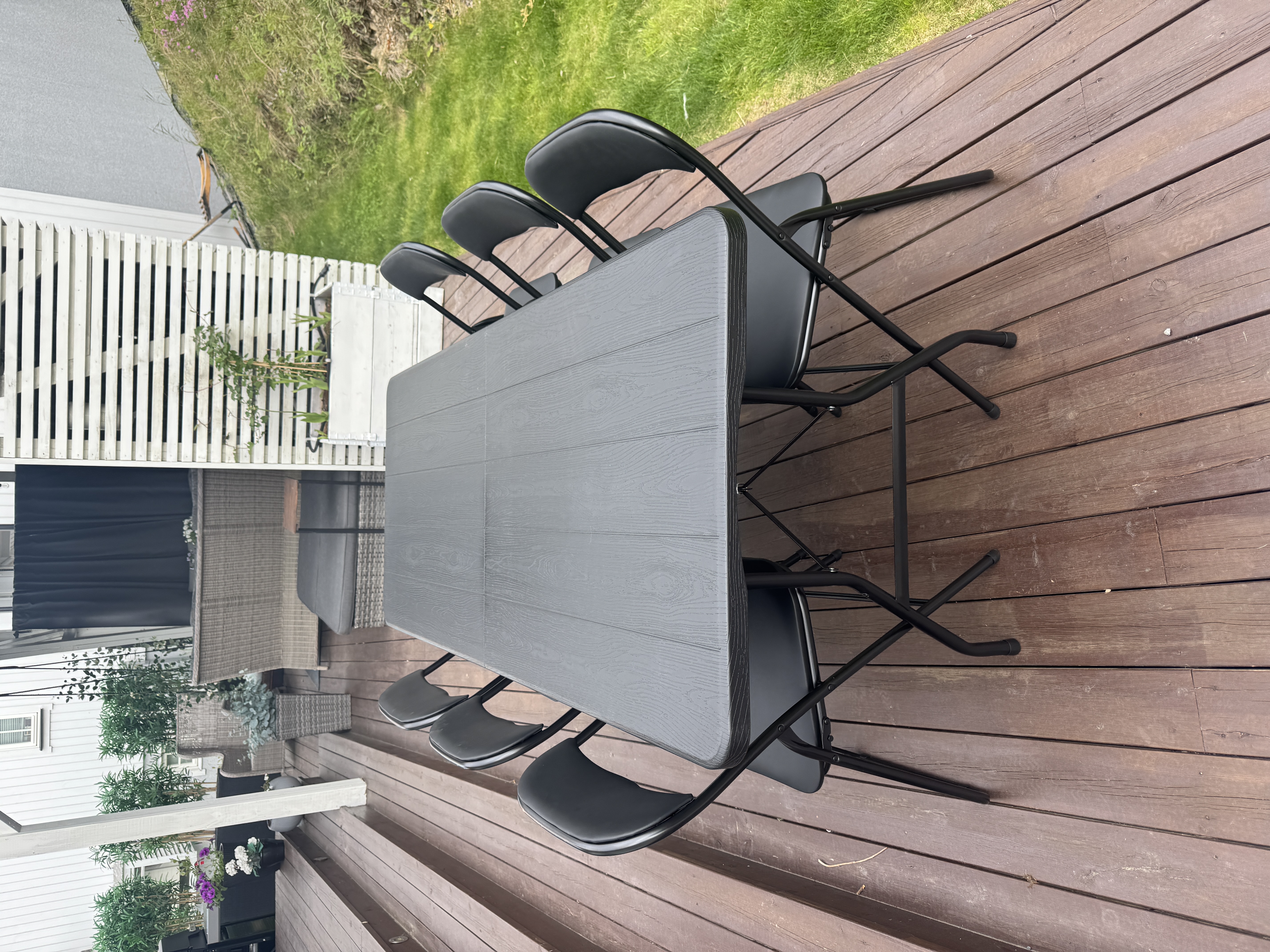 2 stk bord og 12 stk klappstoler sort/sort
