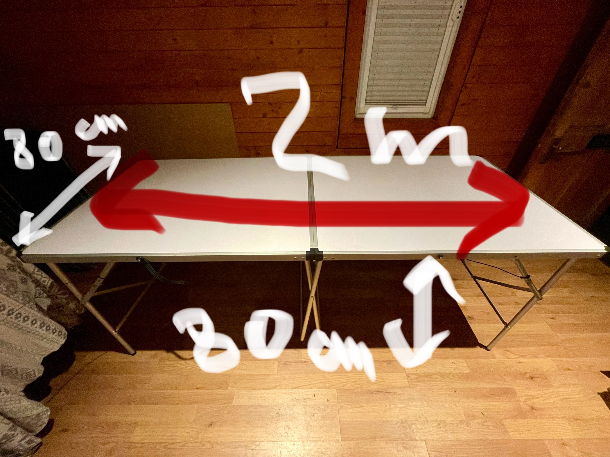 Folding table 