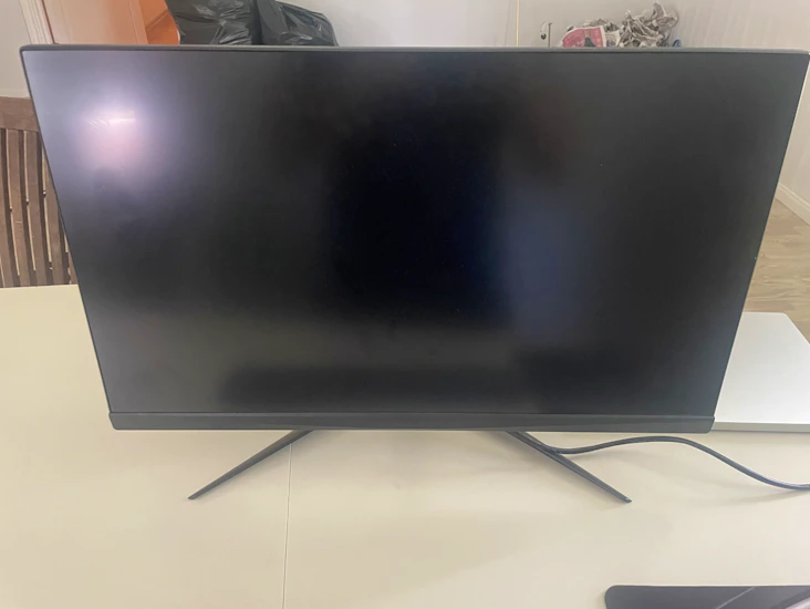 Msi spelskärm 27”