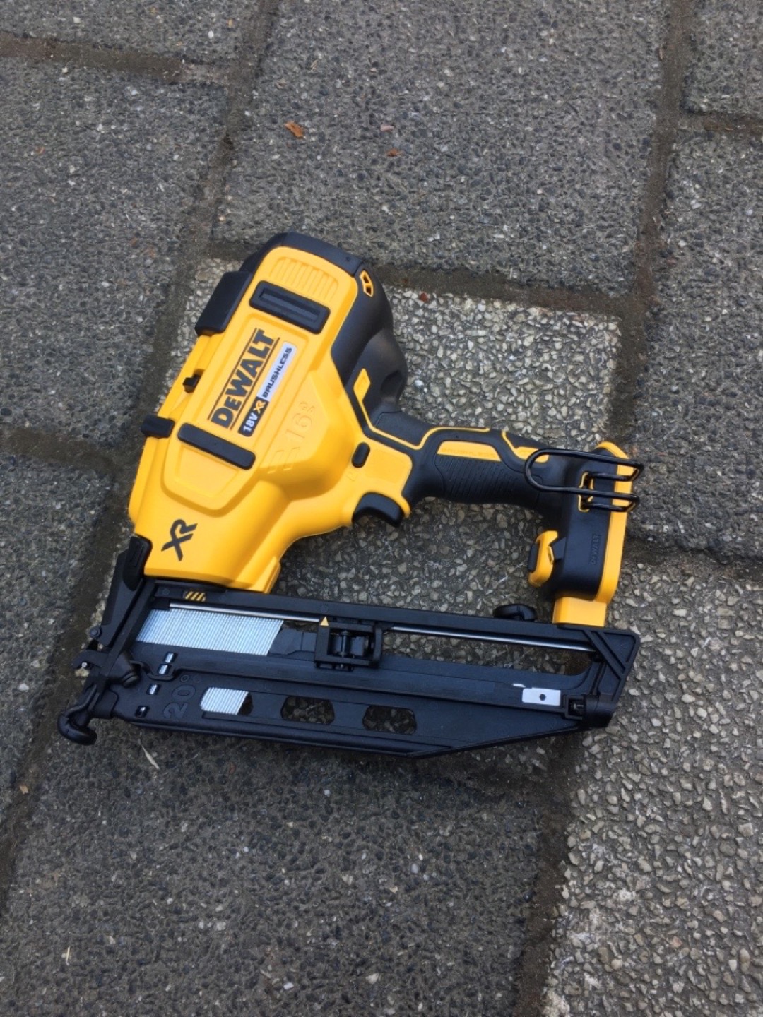 Batteridriven dyckertpistol utan batteri 