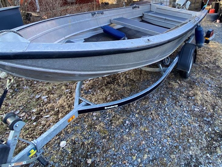 Roddbåt buster mix utan motor