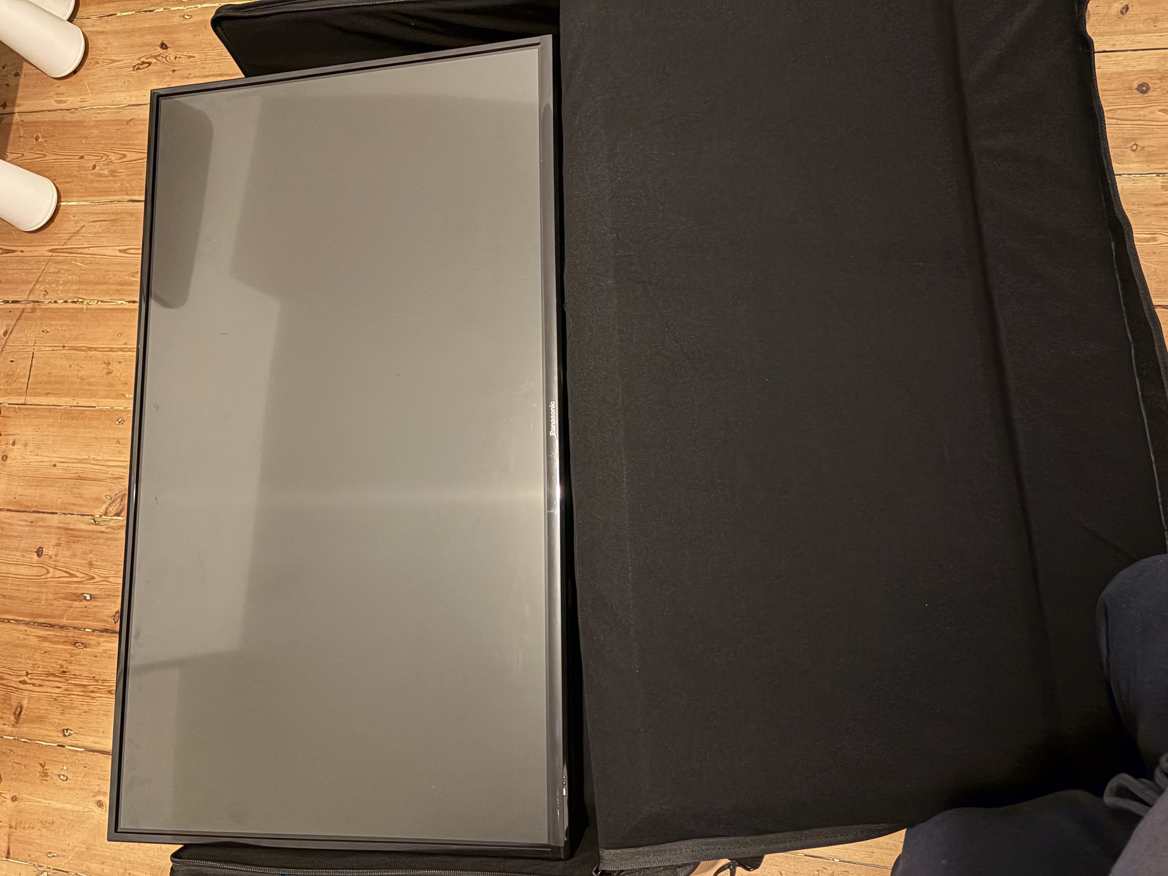 Panasonic 42 inch led tv with mounting bracket