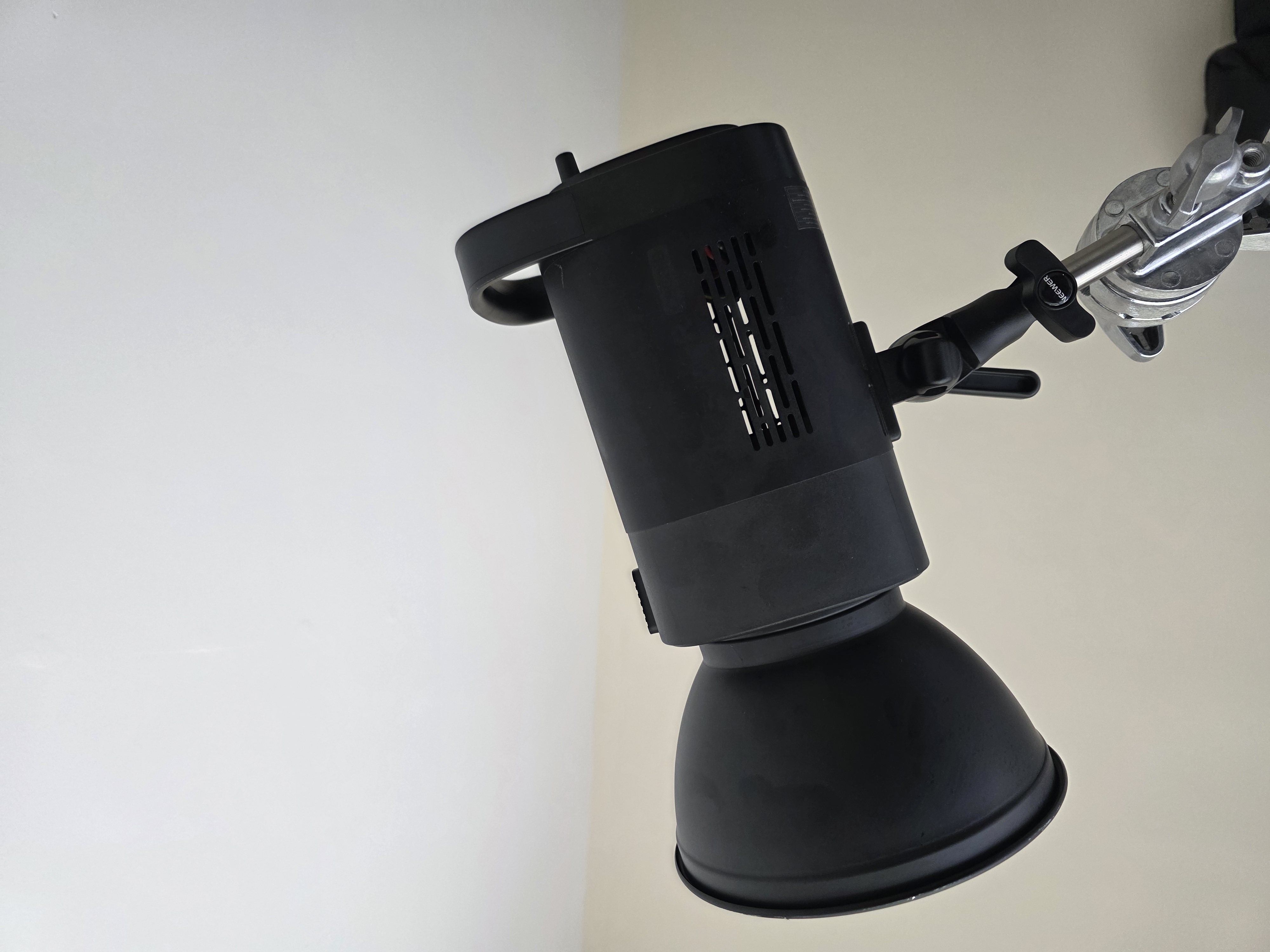 Neewer cb60b 70w bi-color led video light