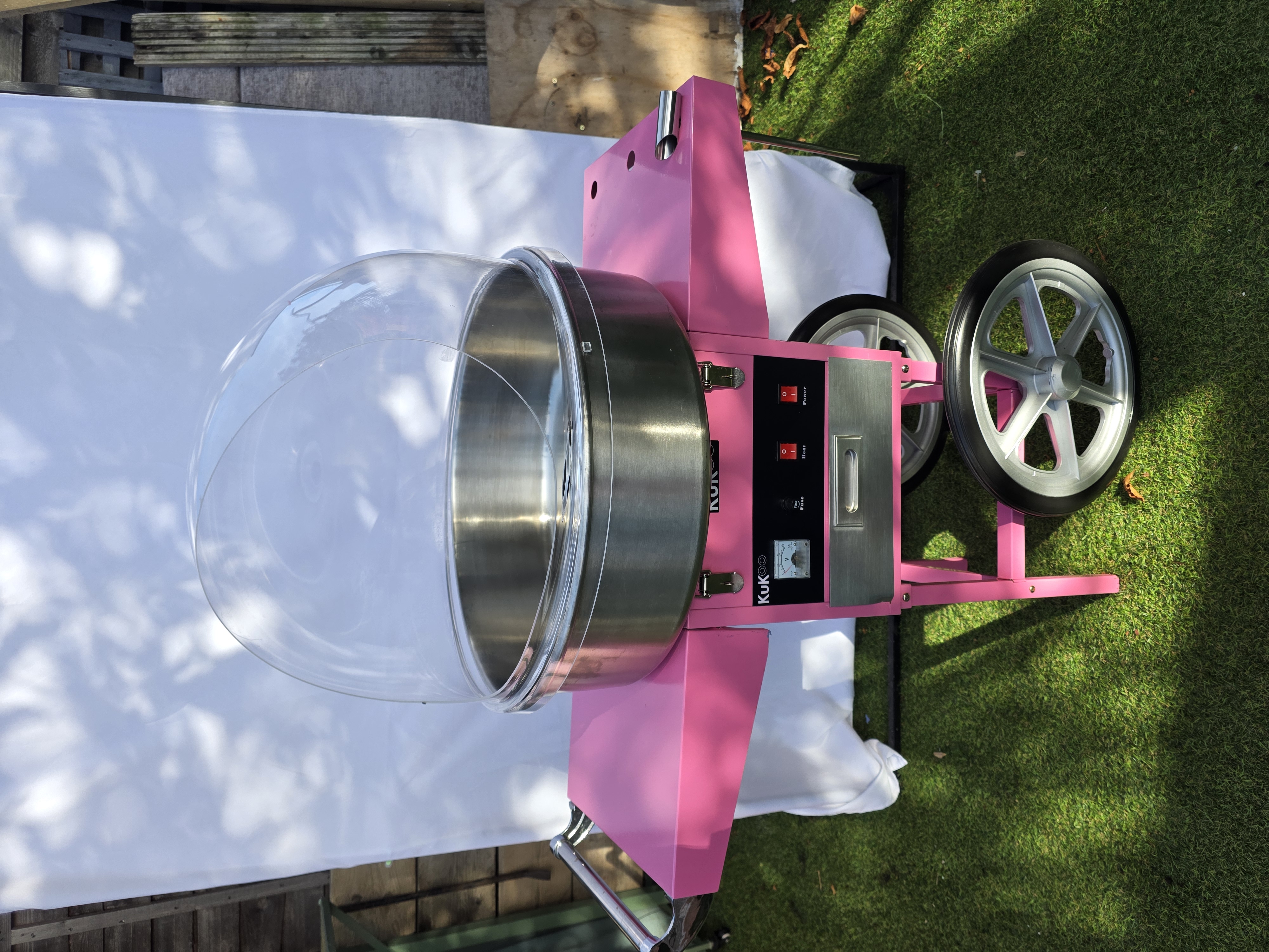 Candy floss machine