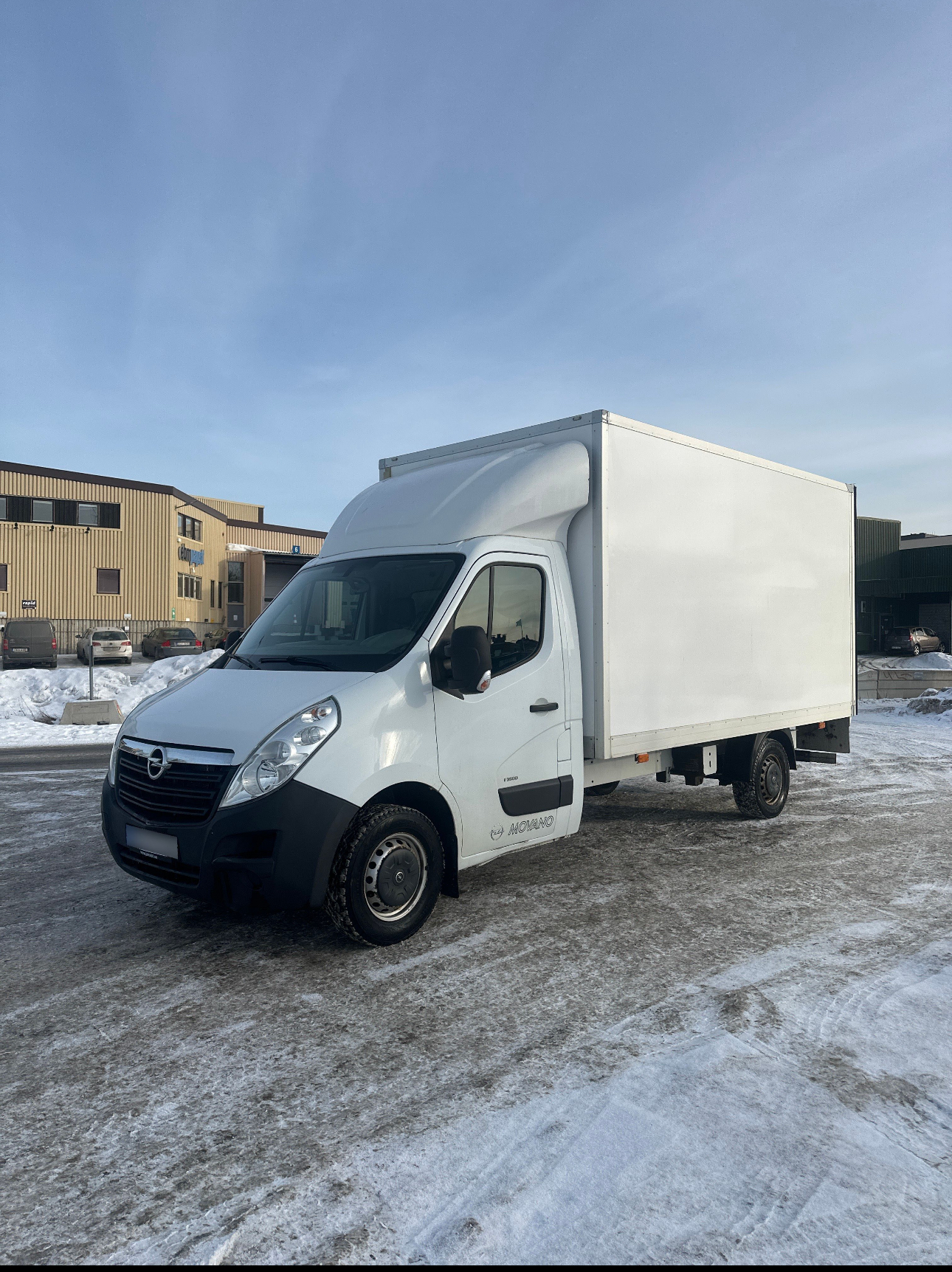 Hyr opel movano l3h2 – perfekt för flytt & större transporter