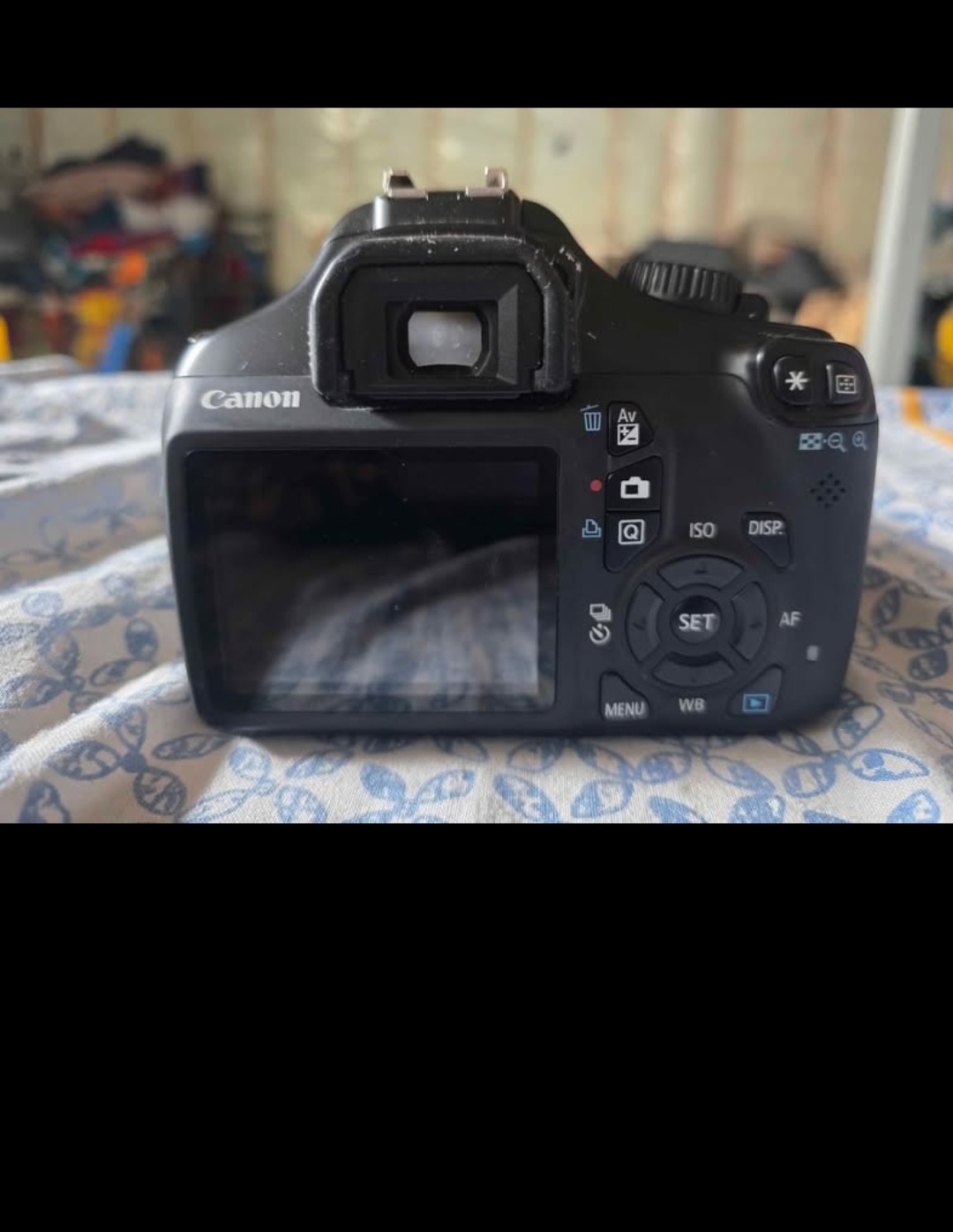 ​canon eos rebel t3 dslr camera with ef-s 18-55mm zoom lens