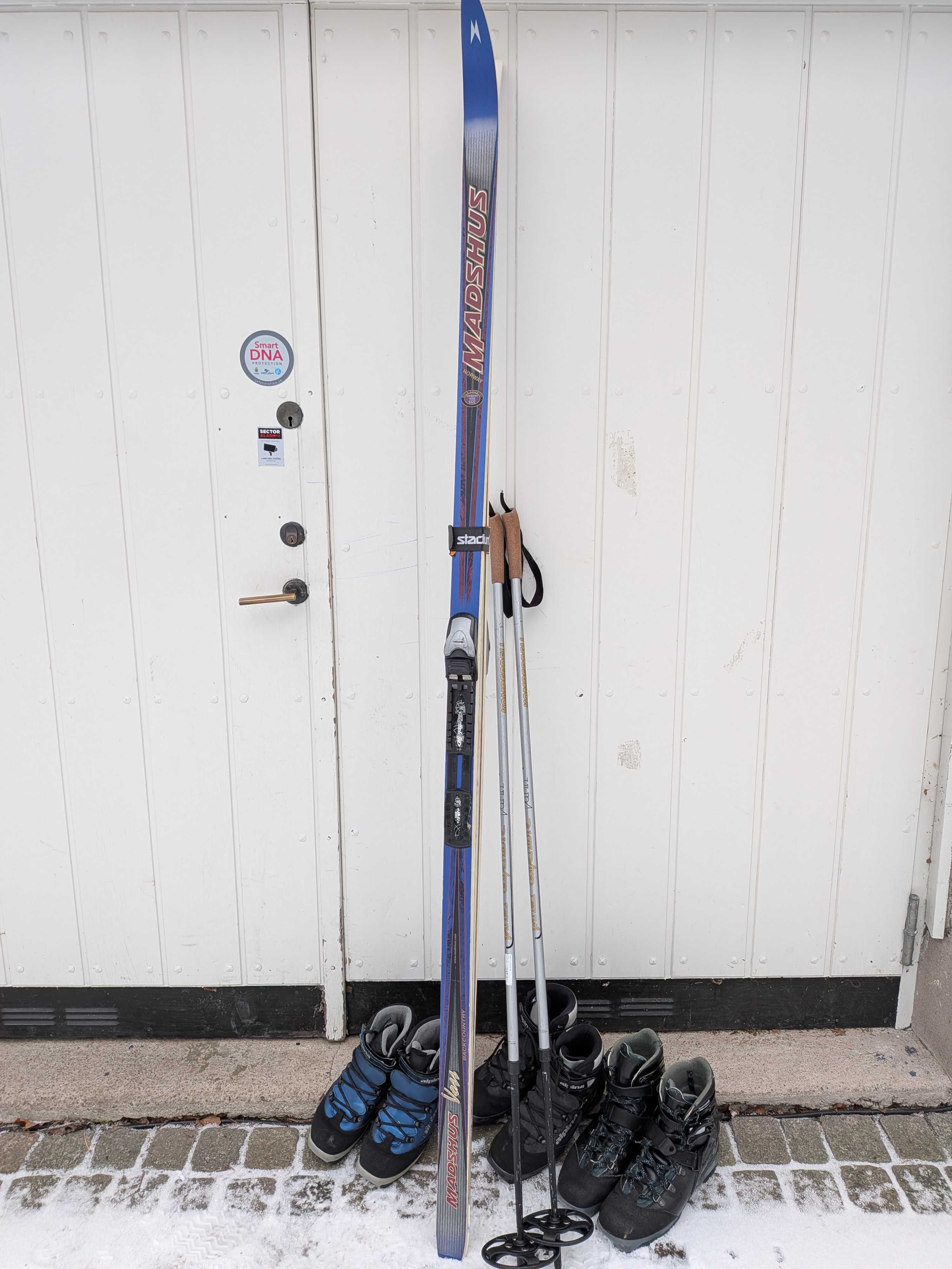 Turskidor 210 cm med bc pjäxor och stavar