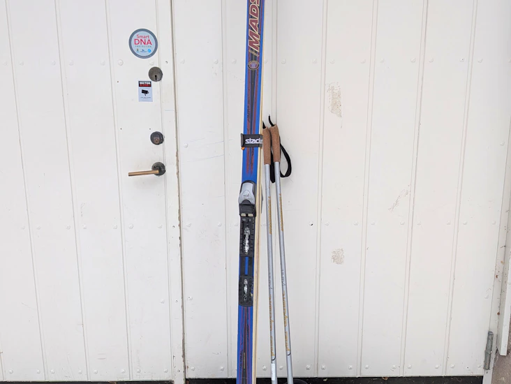 Turskidor 210 cm med bc pjäxor och stavar