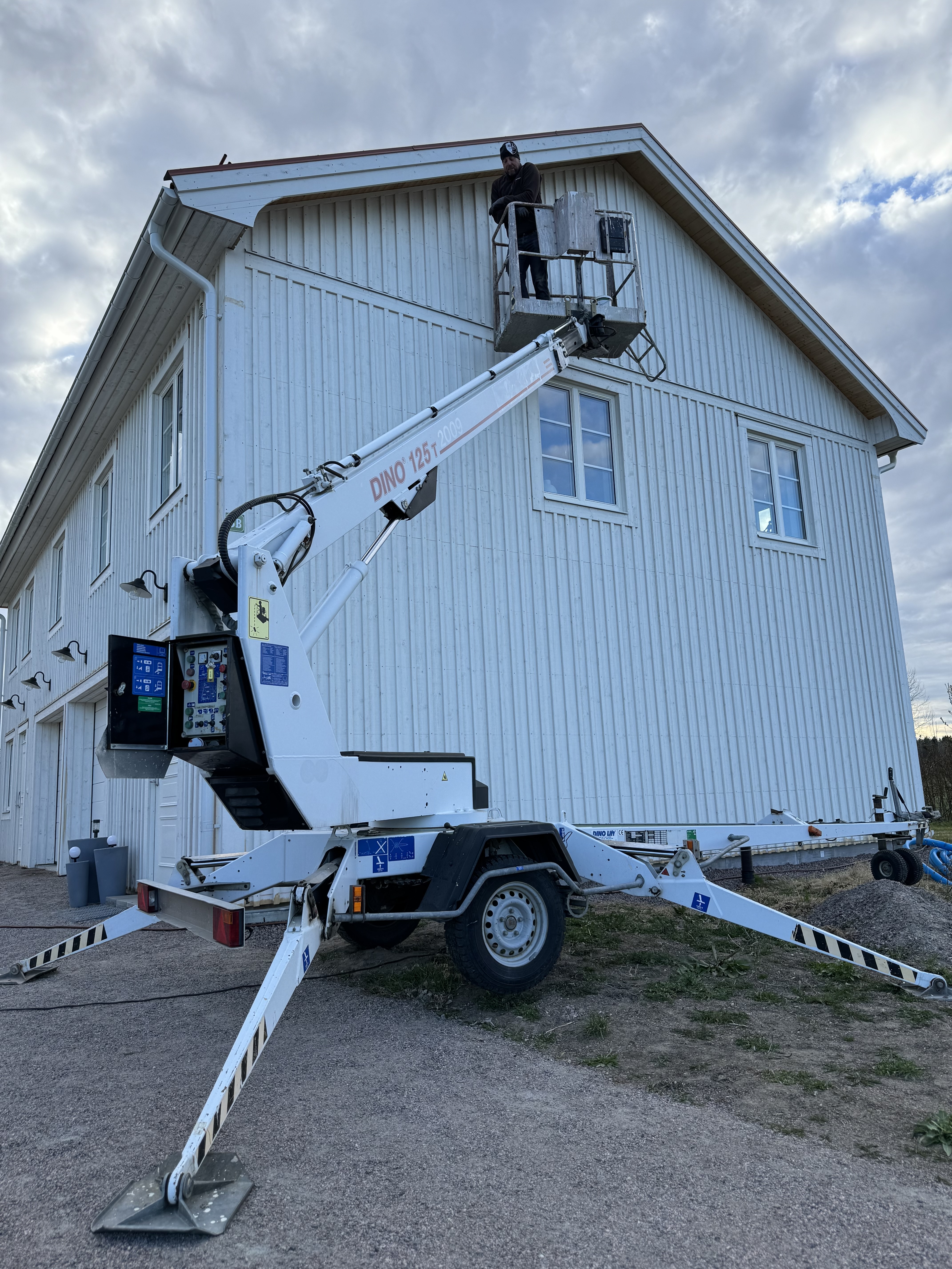 Skylift - släpvagnslift dino 125t