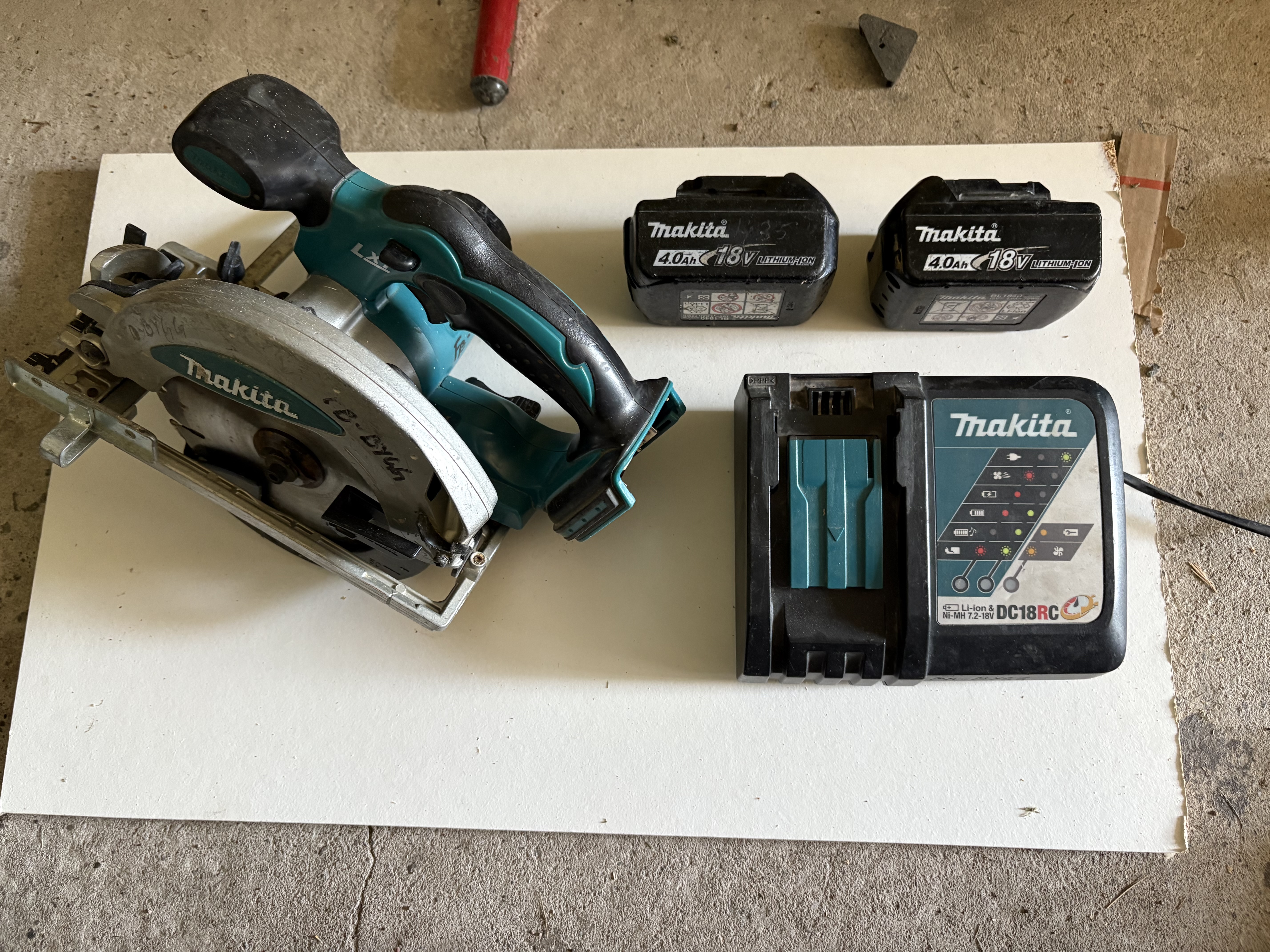 Cirkelsåg - batteri - makita