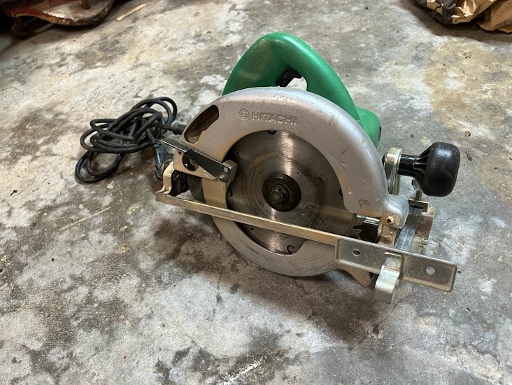 Hitachi cirkelsåg