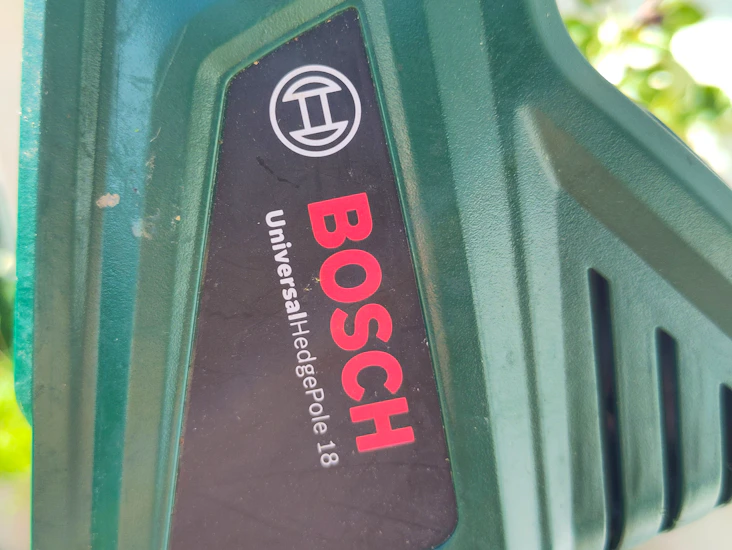 Bosch hedgepole 18