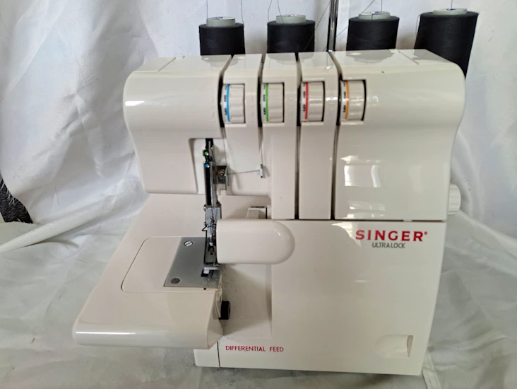 Singer 14sh654 -saumuri