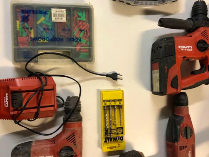 Slagborrsmaskin akut packet o tillbehör