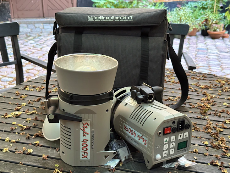 Elinchrom style 400fx | 2 lampor inkl stativ | starka studioljus