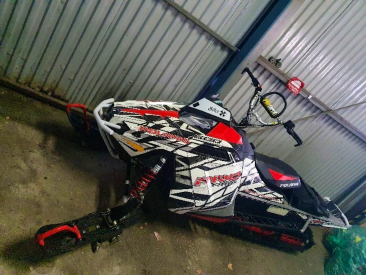 Polaris rmk 800 155,