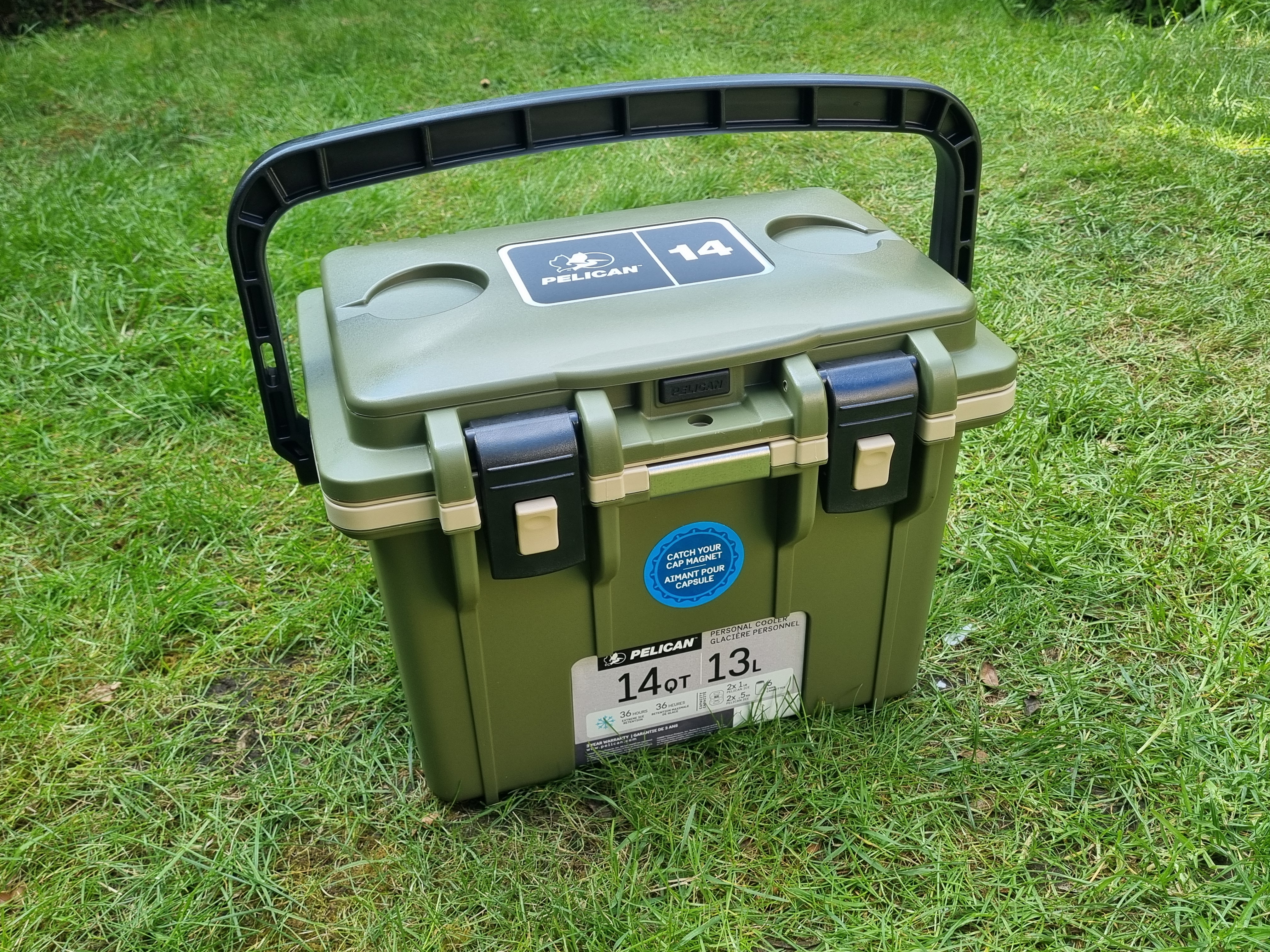 Pelican 16 litre personal cooler - 14qt - ice box coolbox chiller - better than yeti!