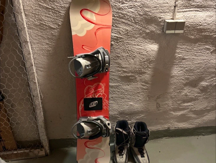 Snowboard barn 128cm