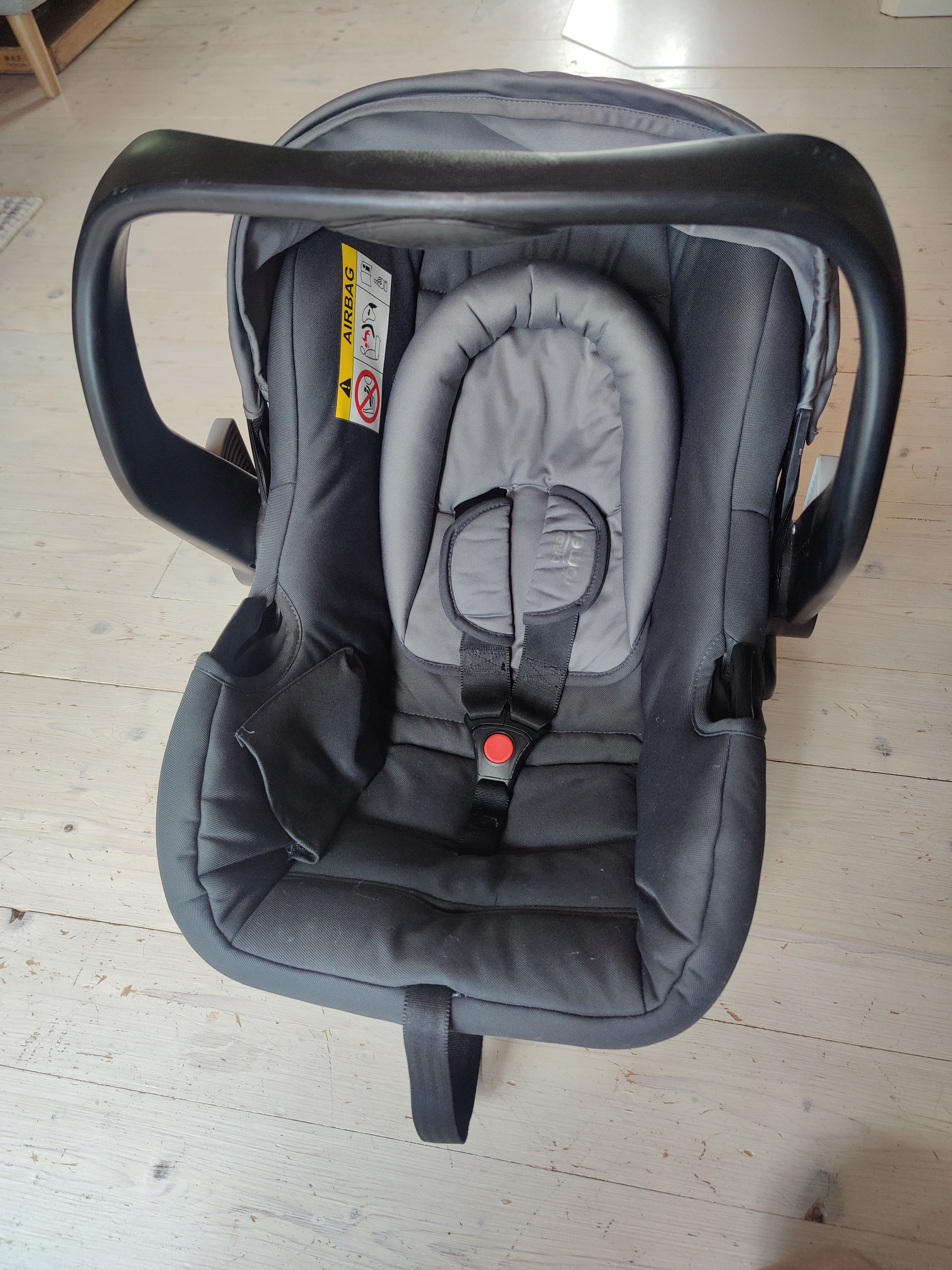 Britax romer babyskydd