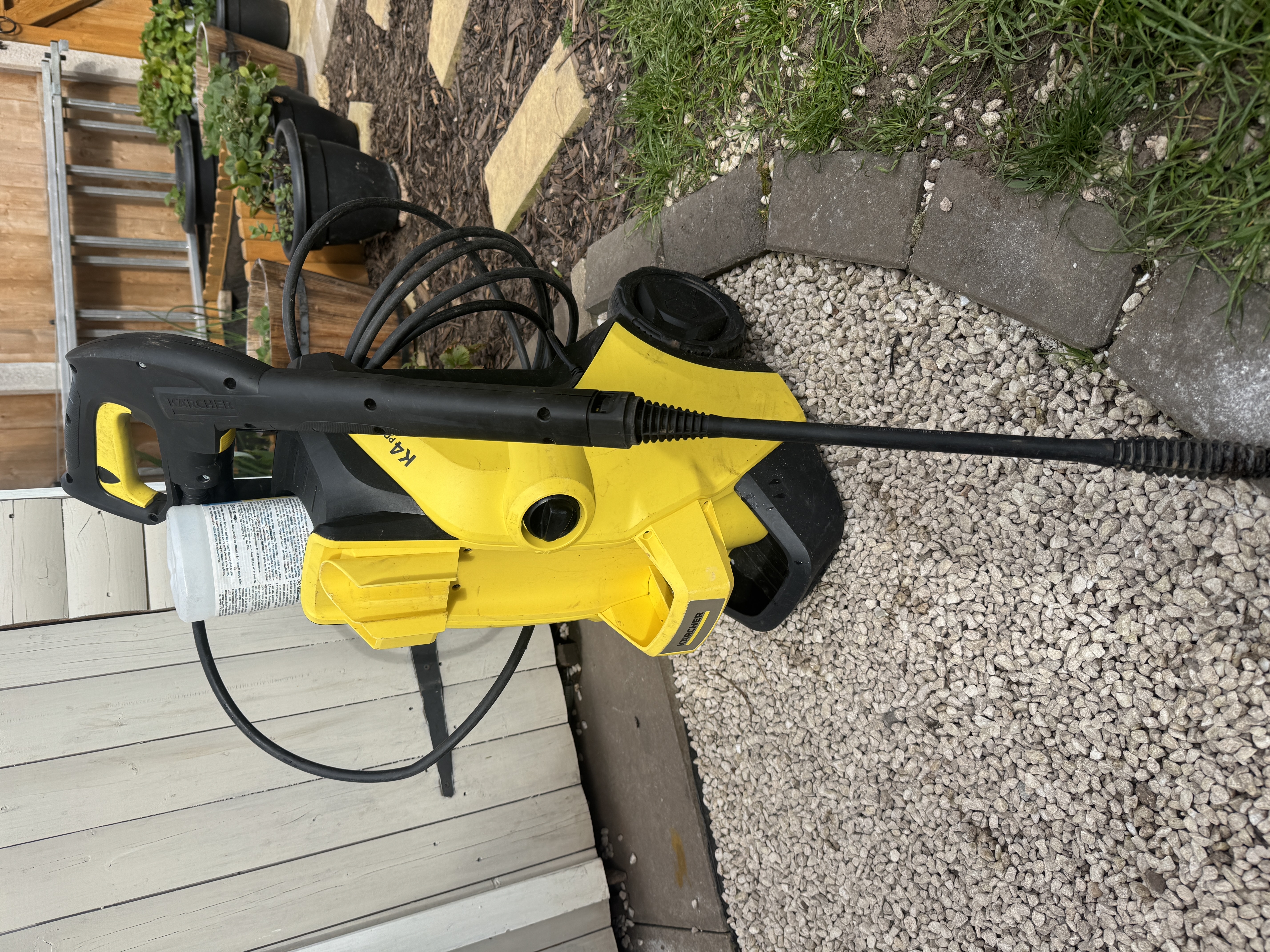 Pressure washer karcher k4 with patio cleaner 
