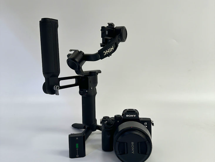 Sony a7iii + sony 85mm f1.8 with rs3 mini gimbal