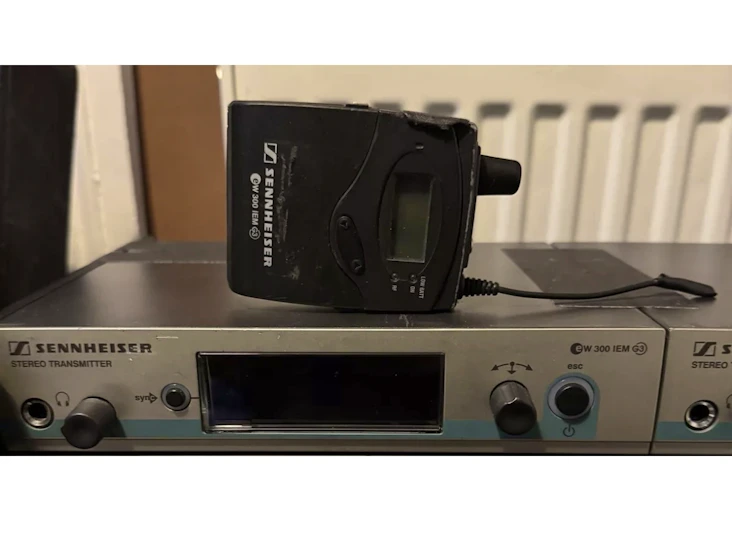 Sennheiser g3 iem stereo transmitter & receiver gb band