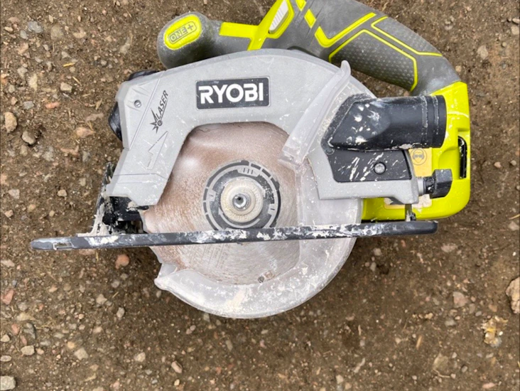 Ryobi batteridriven cirkelsåg