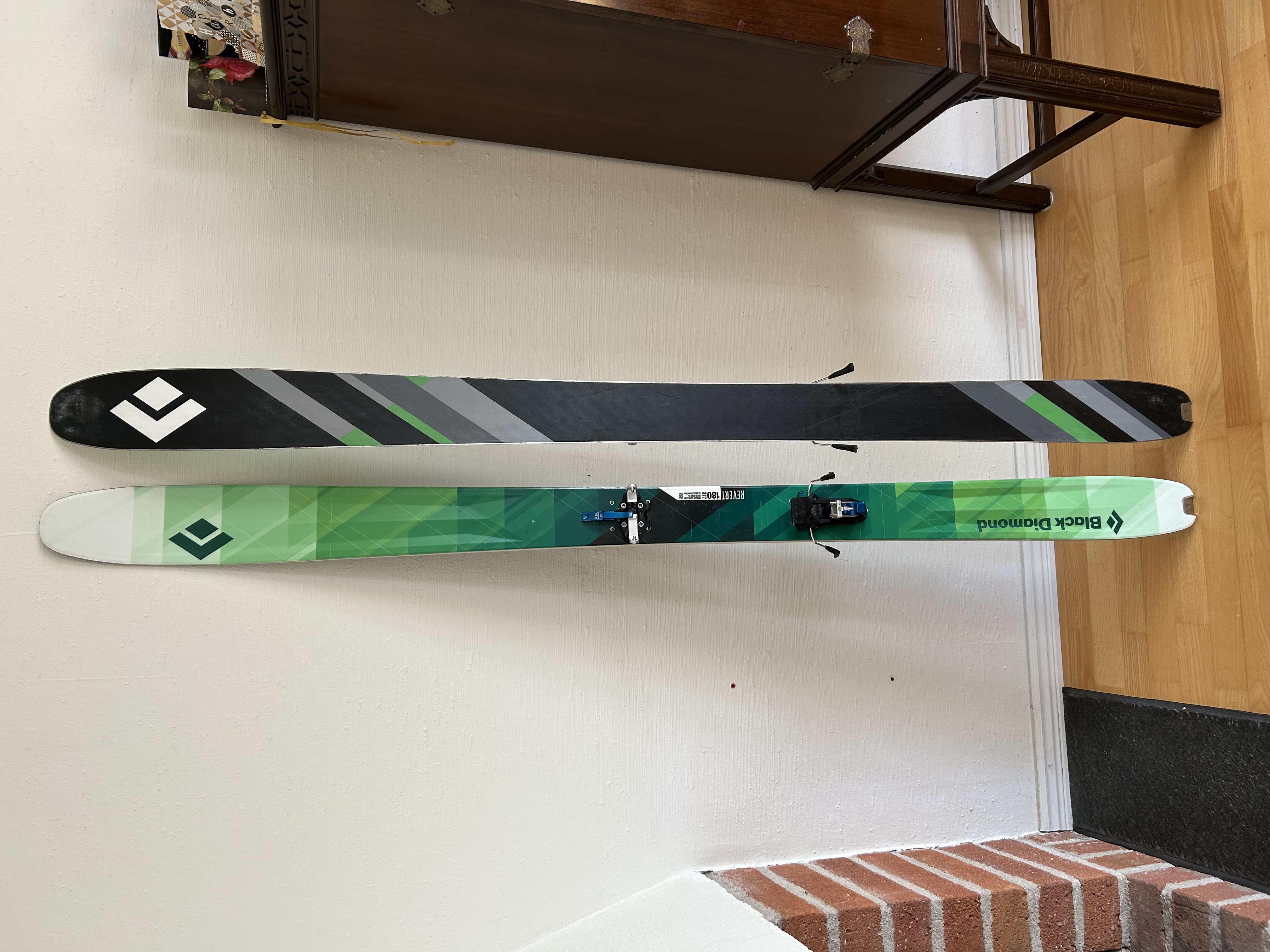 Black diamond revert 180 cm med stighudar & pjäxor